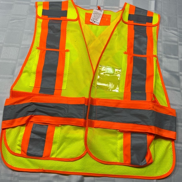High-Visibility Security Vest - Picture 2 of 3